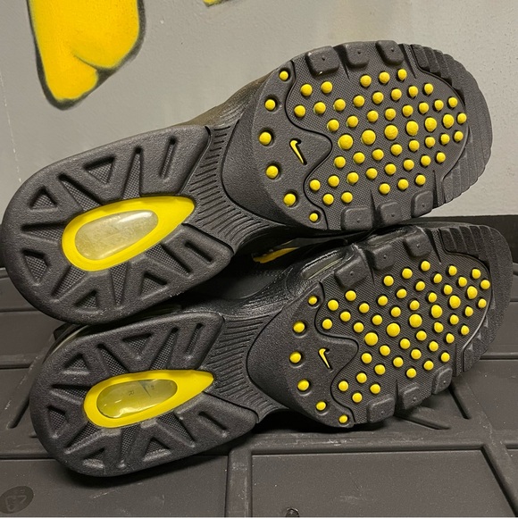 Nike Air Max 2 Yellow & Black, Men's Basketball Shoe Size 12. - Picture 8 of 8